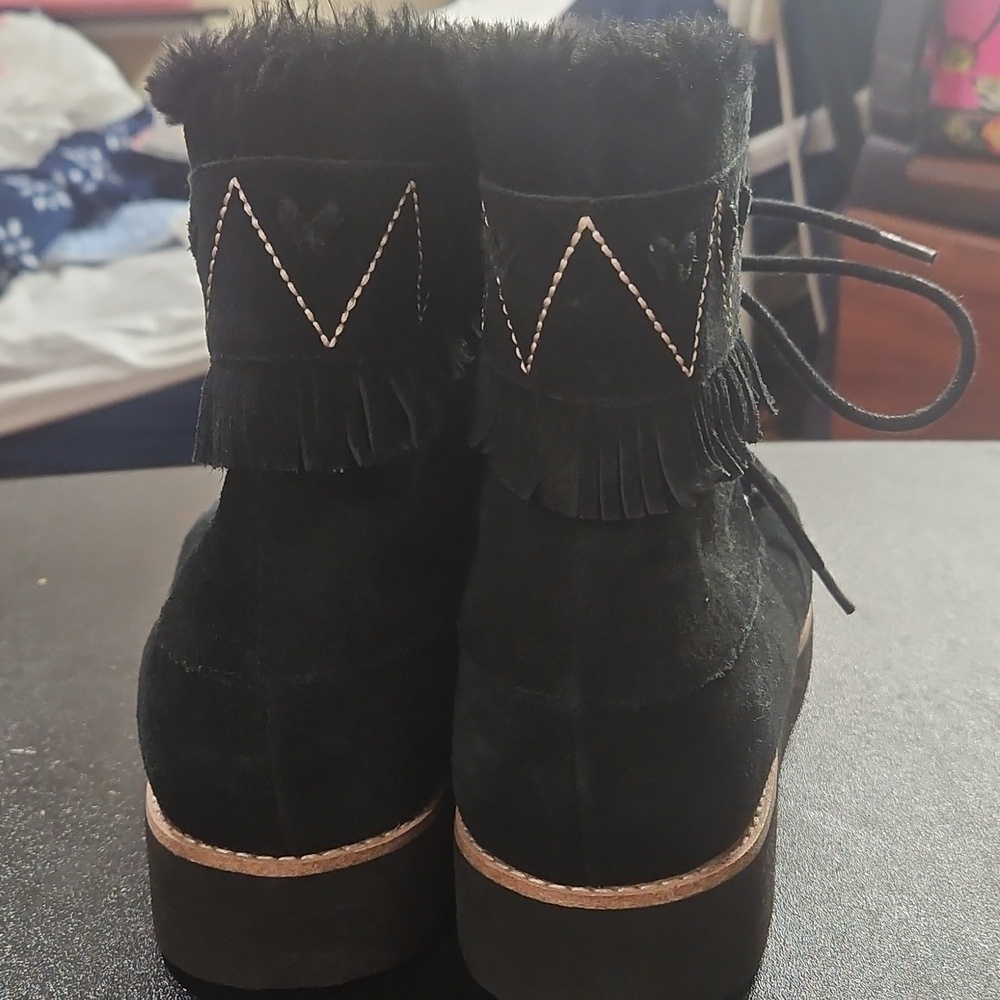 Jack Rogers Women's 9.5M Vera Suede Lace Up Fur Lined Waterproof Moc Boots - Picture 2 of 10